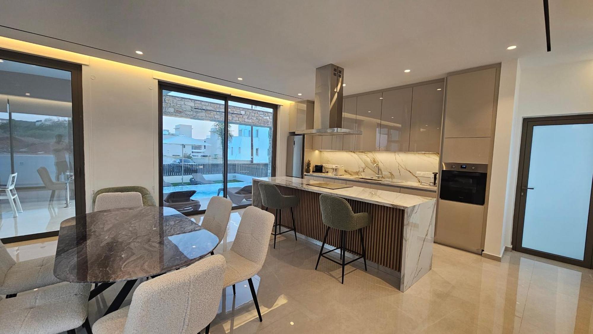 Вилла Oasis Luxury *