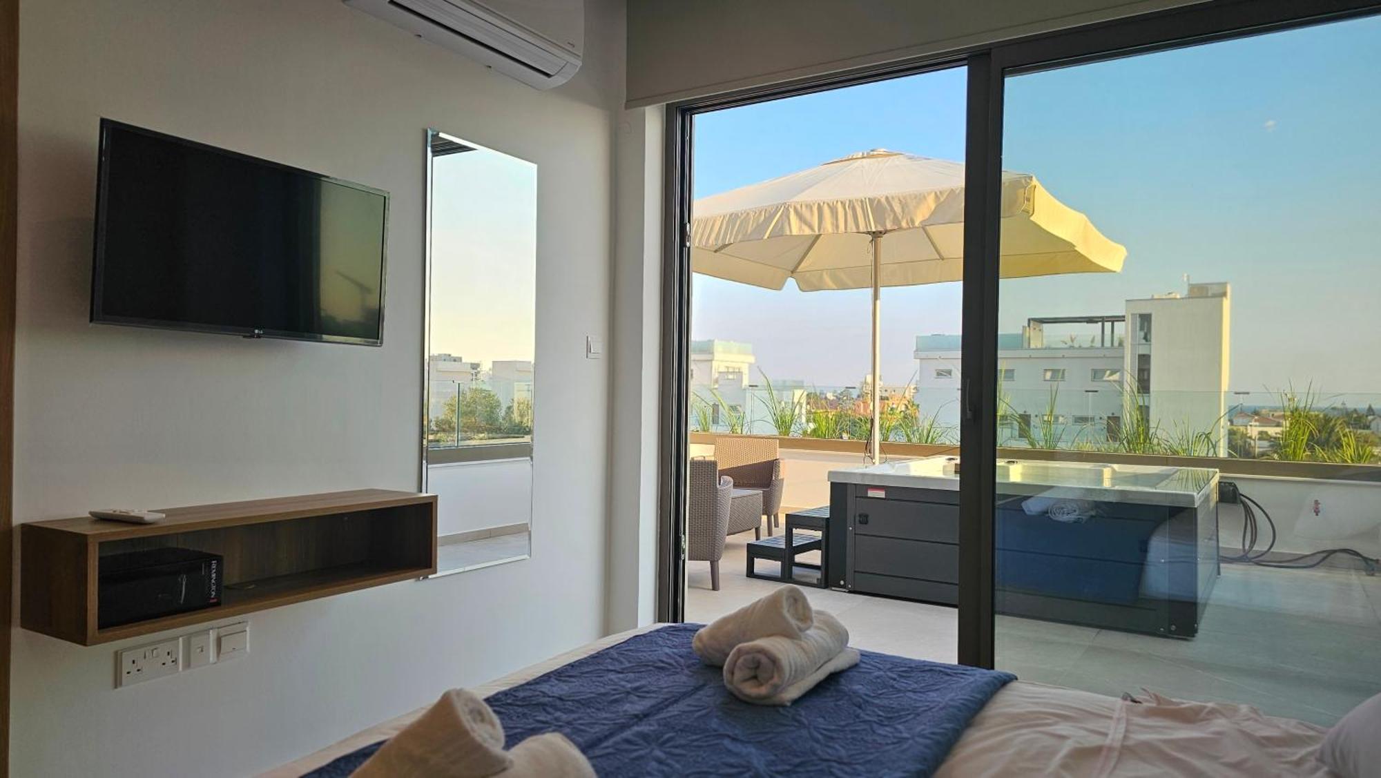 Oasis Luxury Вилла Айя-Напа