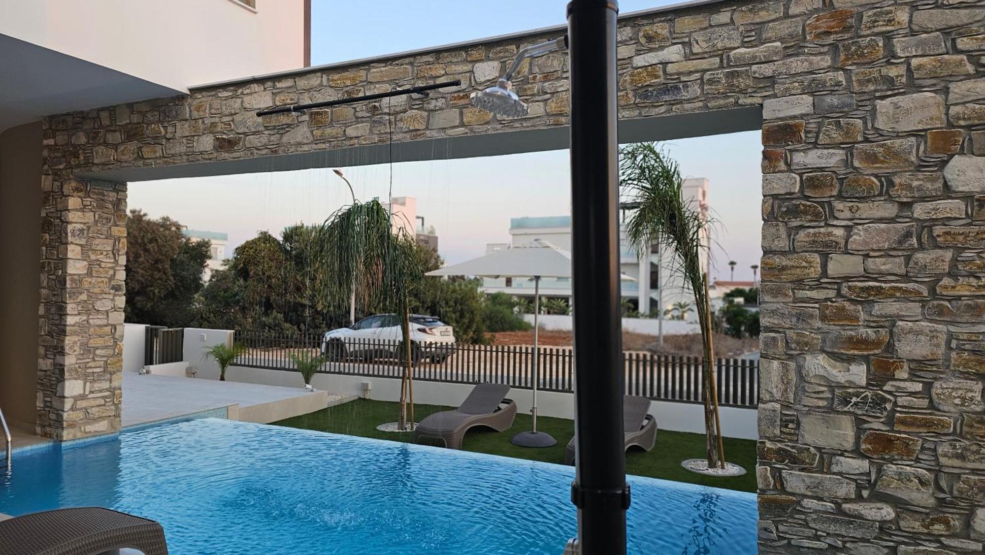 Oasis Luxury * Айя-Напа