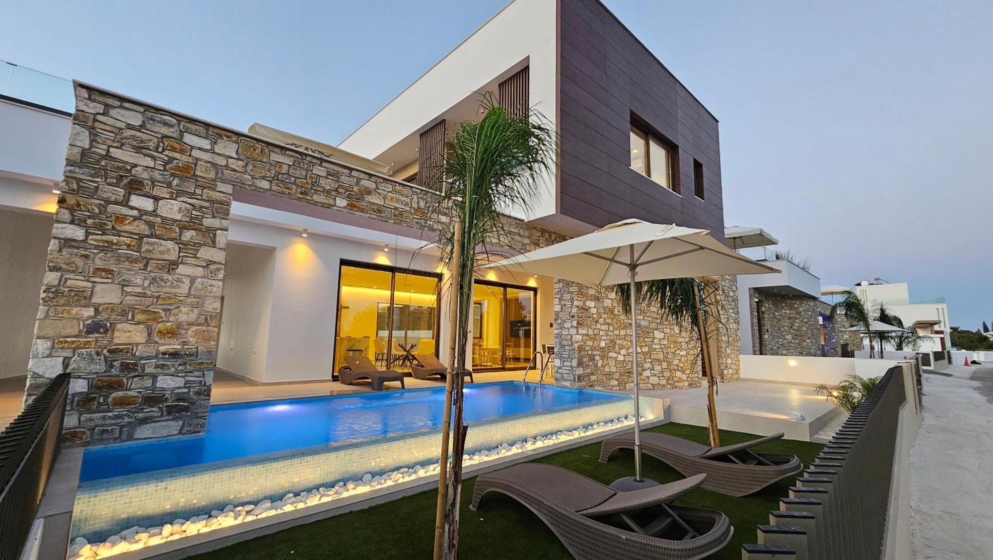 Oasis Luxury * Айя-Напа
