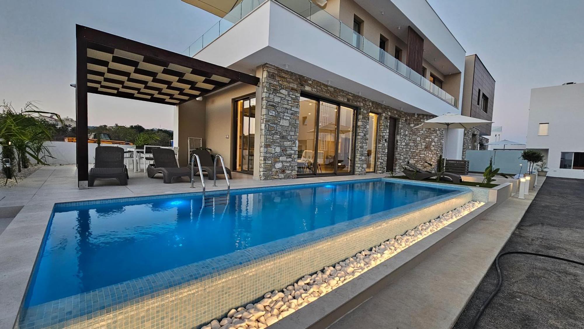Вилла Oasis Luxury Айя-Напа